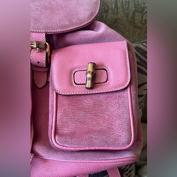 Beautiful HTF Pink Suede & Leather GUCCI Backpack w/Bamboo handle and Closures - Picture 7 of 12